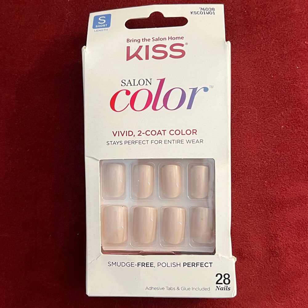 ✨ 5/$25 ✨ NWT Kiss Salon Color Press-On Nails